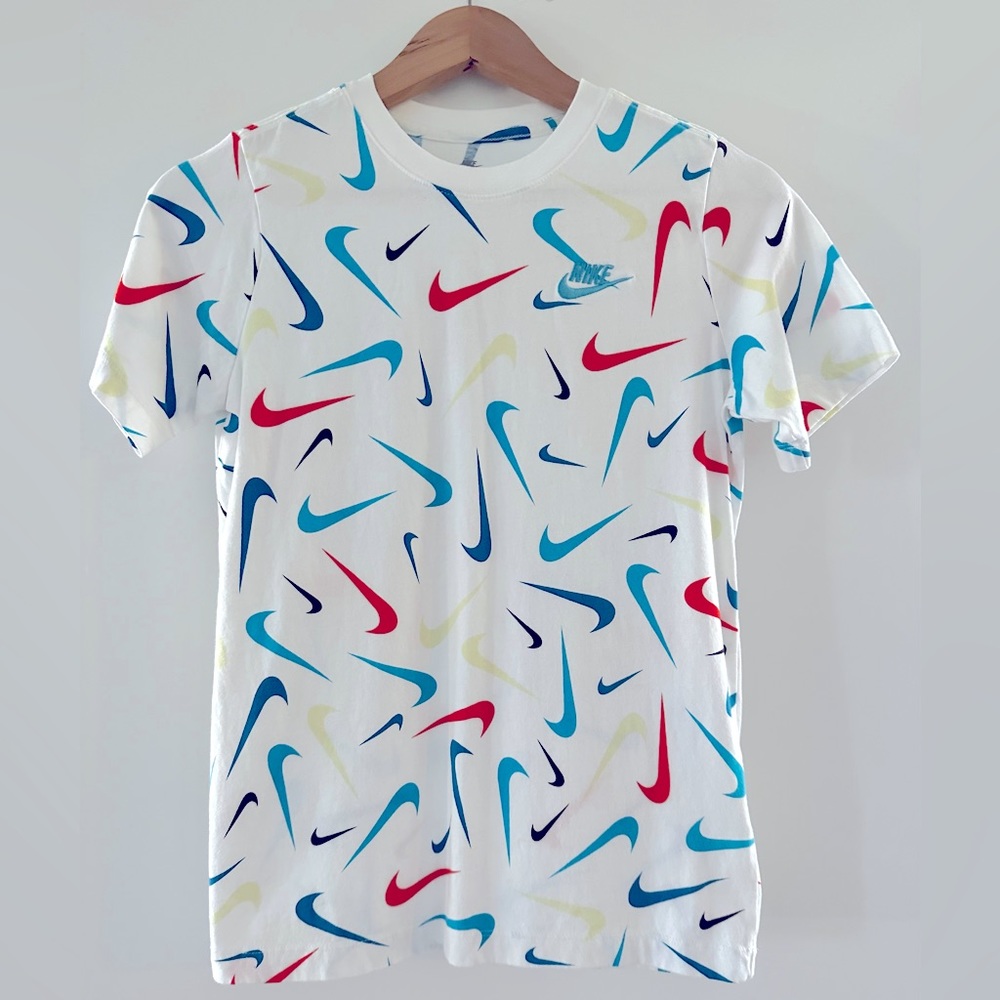 Youth Nike White Short Sleeve T Shirt With Logo Swoosh